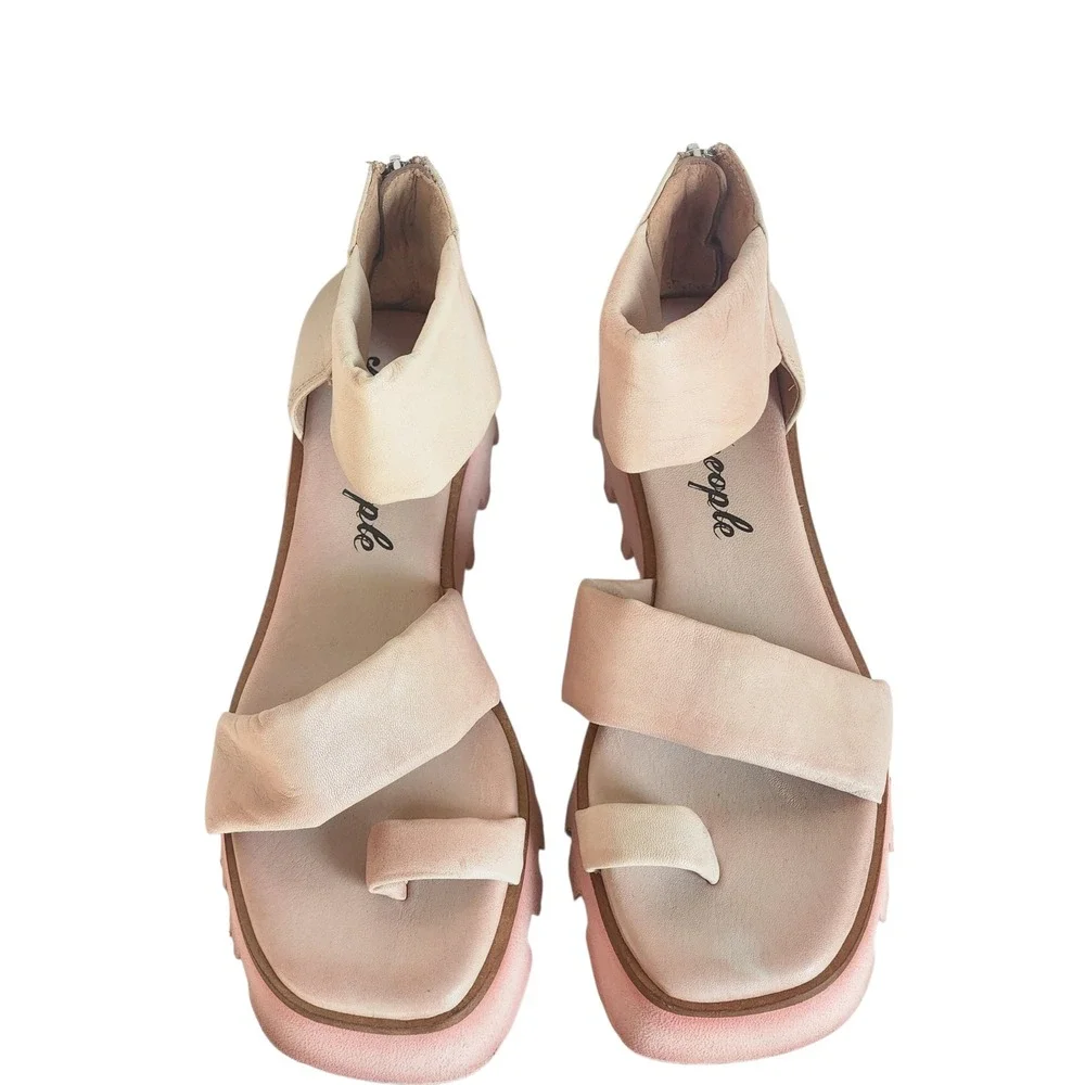 Free People Maddox Pink Leather Toe Ring Platform Lug Sole Sandals 0003627105 39